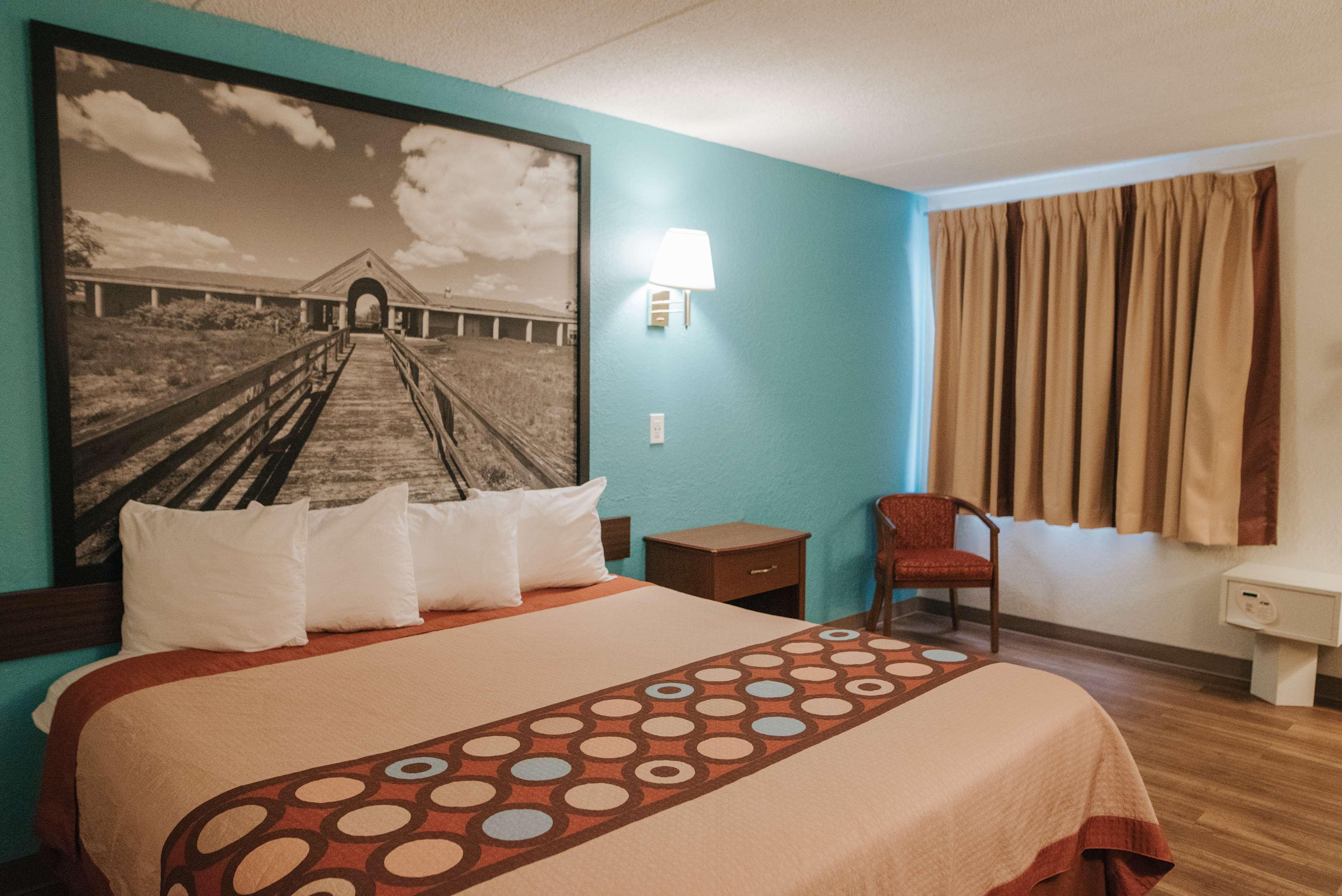 Super 8 By Wyndham Danbury Motel Dış mekan fotoğraf